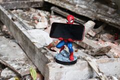 Cable Guys Marvel The Amazing Spider-Man Telefon Ve Joystick Tutma Standı