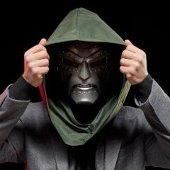 Marvel Legends Doctor Doom Roleplay Kask (Fantastic Four Comics)